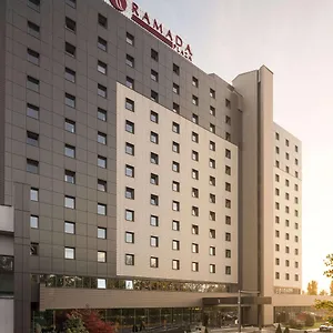 Ramada Plaza By Wyndham Convention Center Отель