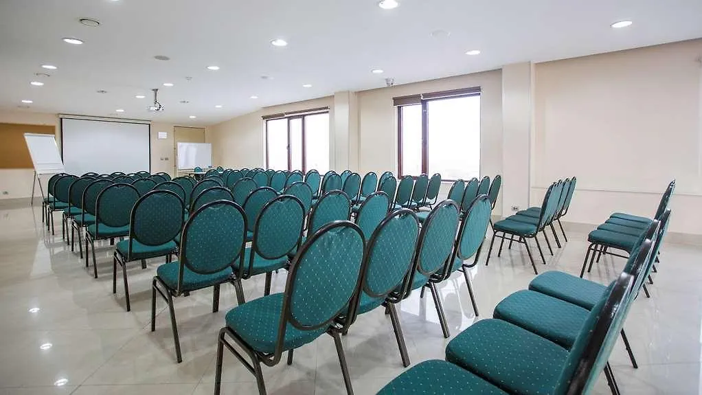 בוקרשט Hotel Parliament 4*,  רומניה